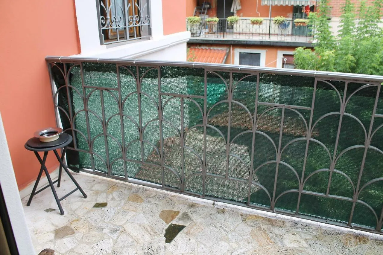 Πανσιόν La Villa Milano